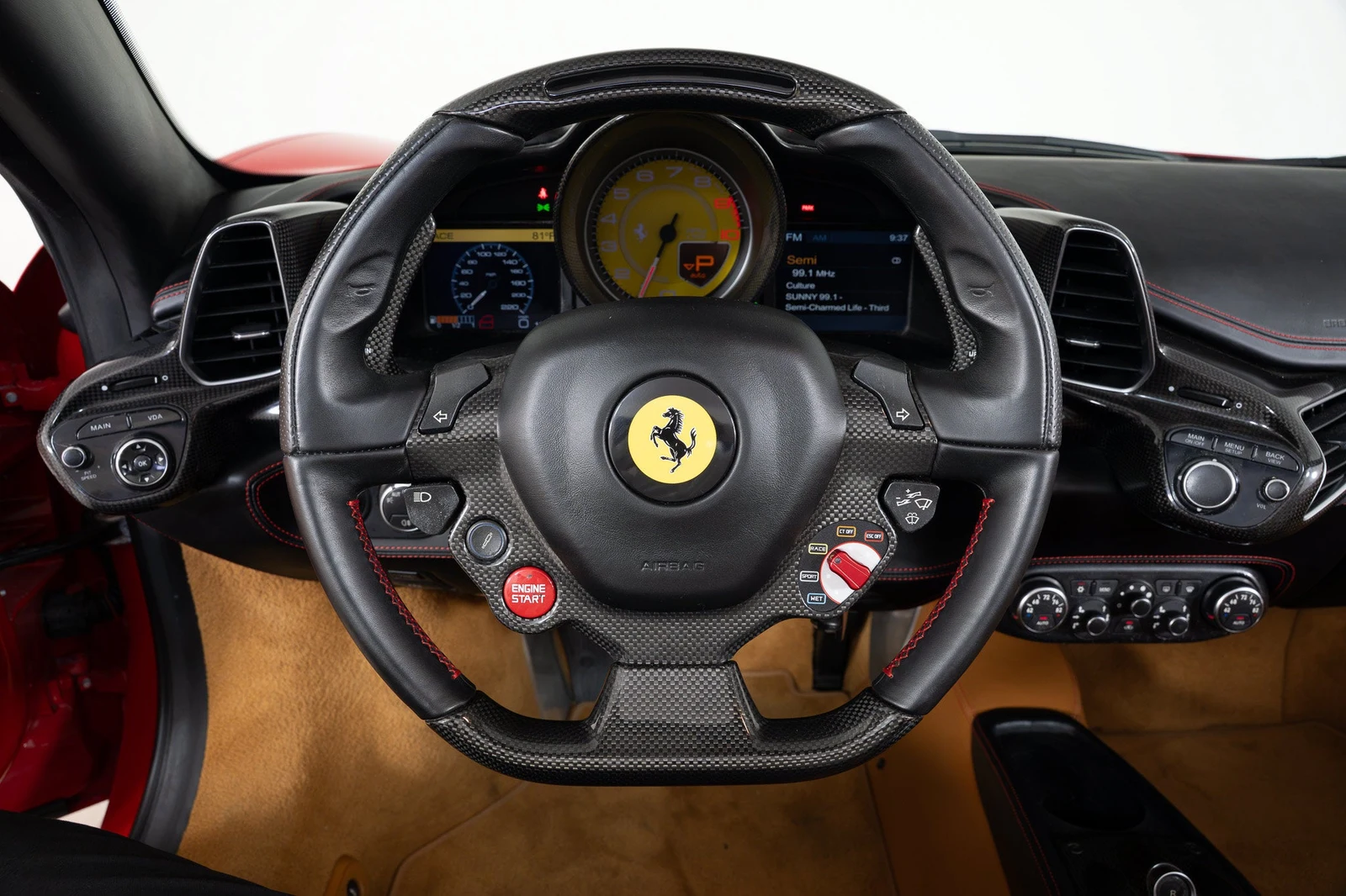 2014 Ferrari 458 Spider interior, Cuoio