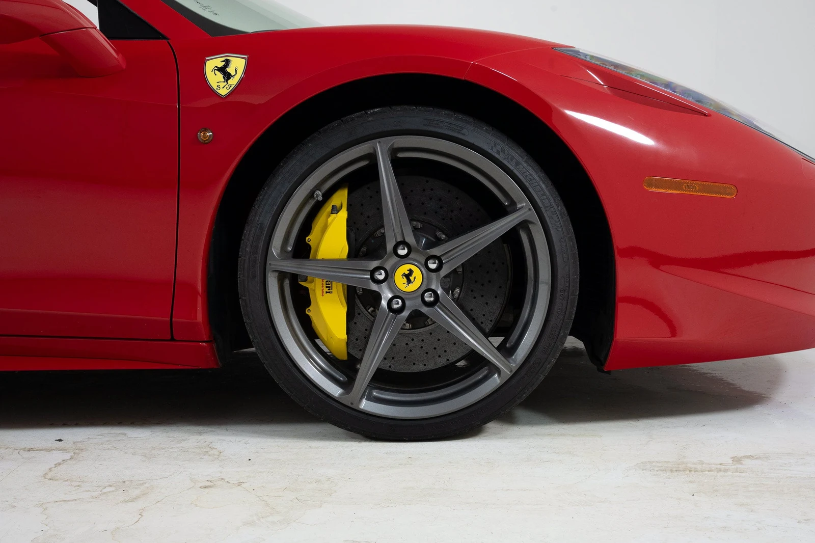 2014 Ferrari 458 Spider wheel