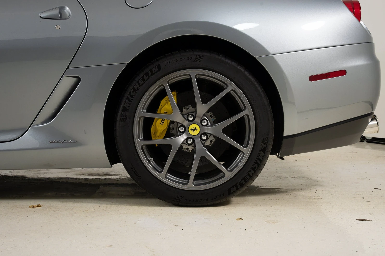 2007 Ferrari 599 GTB Fiorano wheel