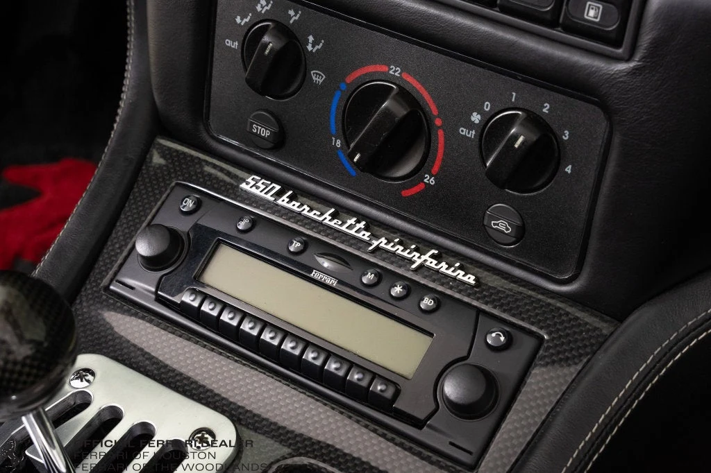 2001 Ferrari 550 Barchetta Pininfarina interior, Nero