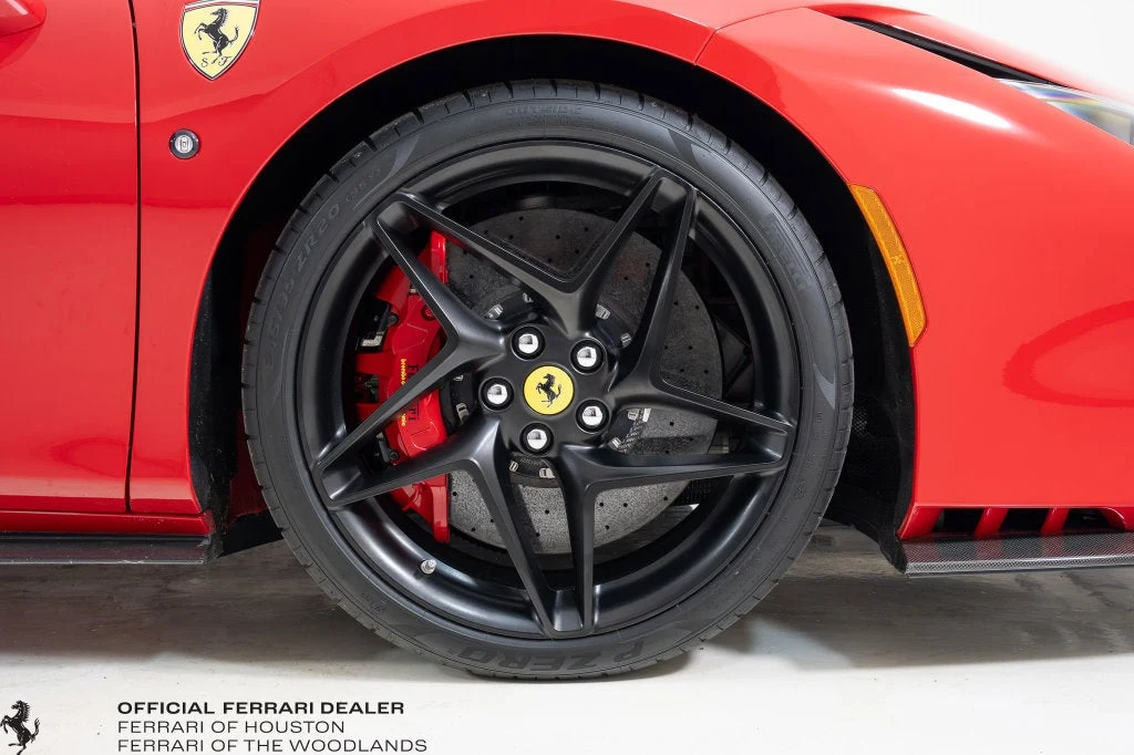 2020 Ferrari F8 Tributo wheel