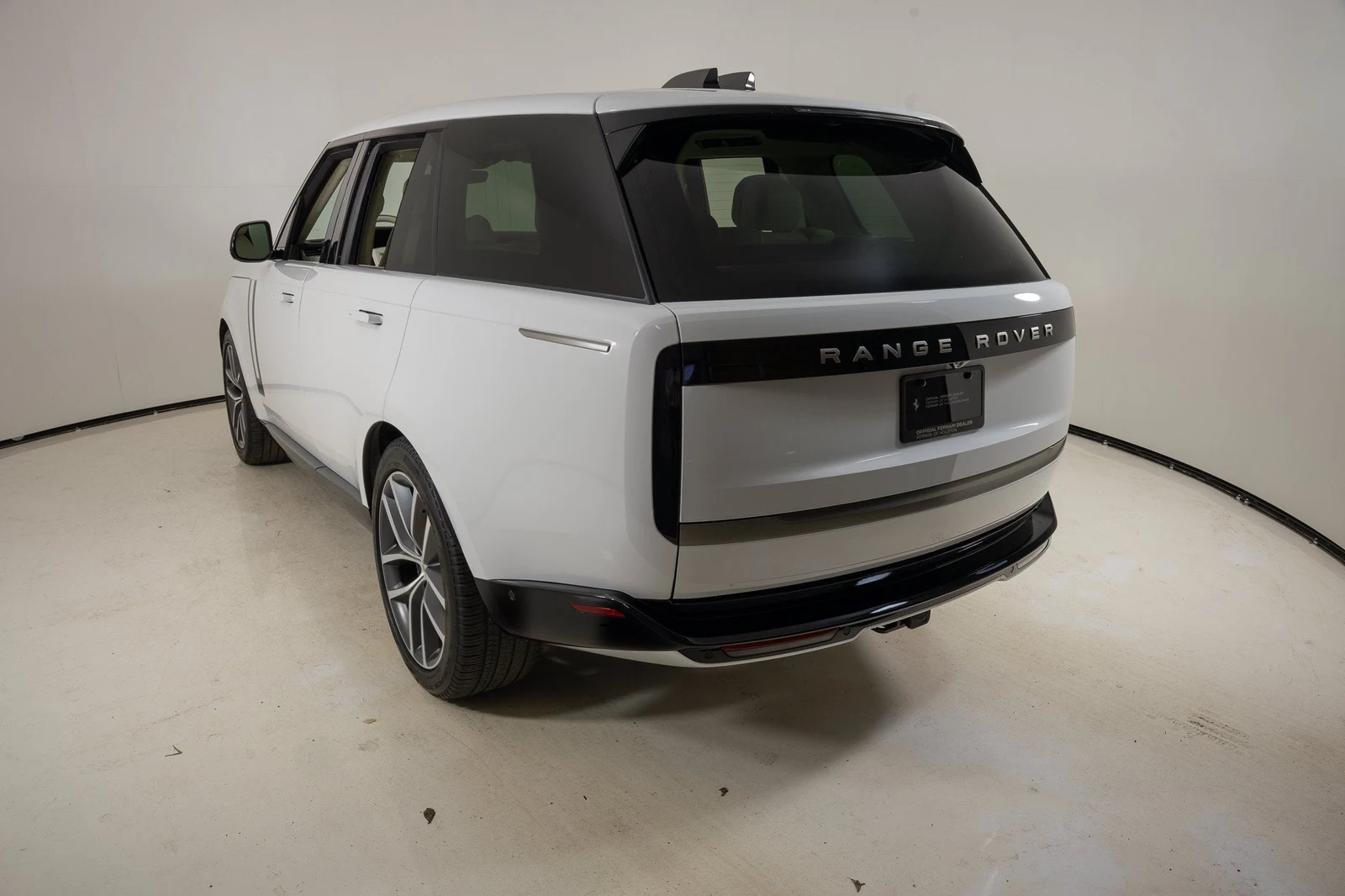2024 Land Rover Range Rover P400 SE, rear three-quarter view, White