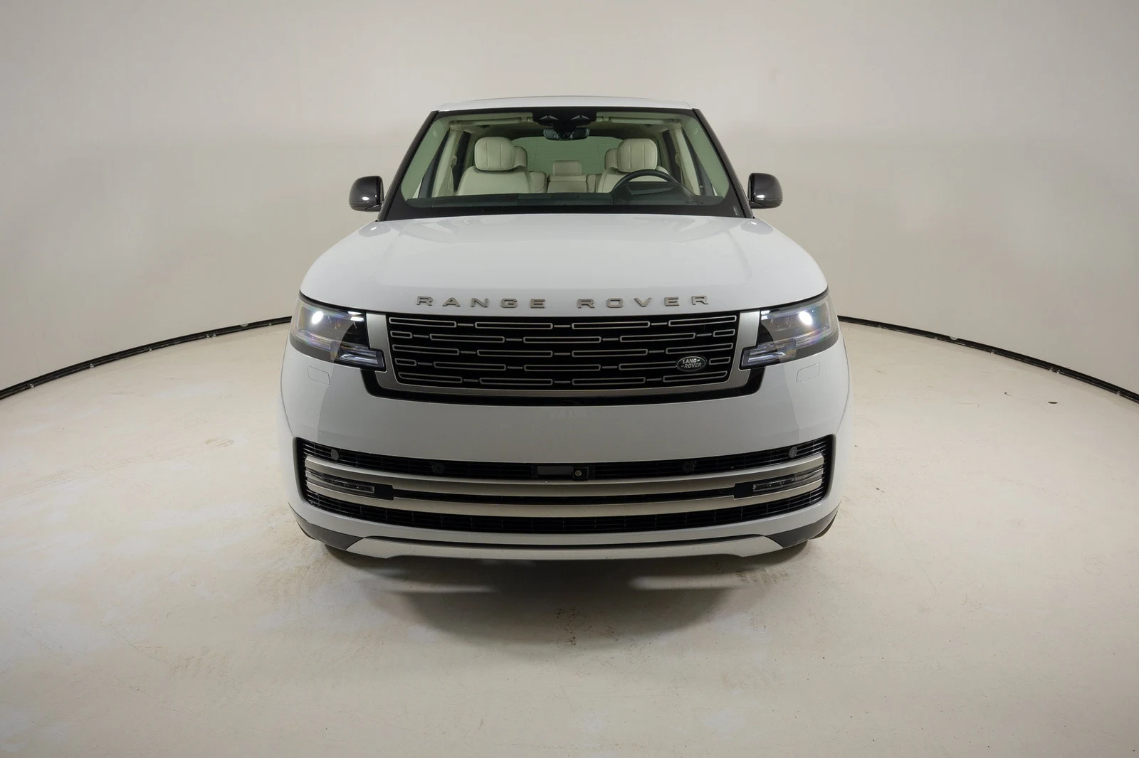 2024 Land Rover Range Rover P400 SE for sale, exterior, White