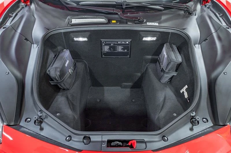 2019 Ferrari 488 Spider, 6/20