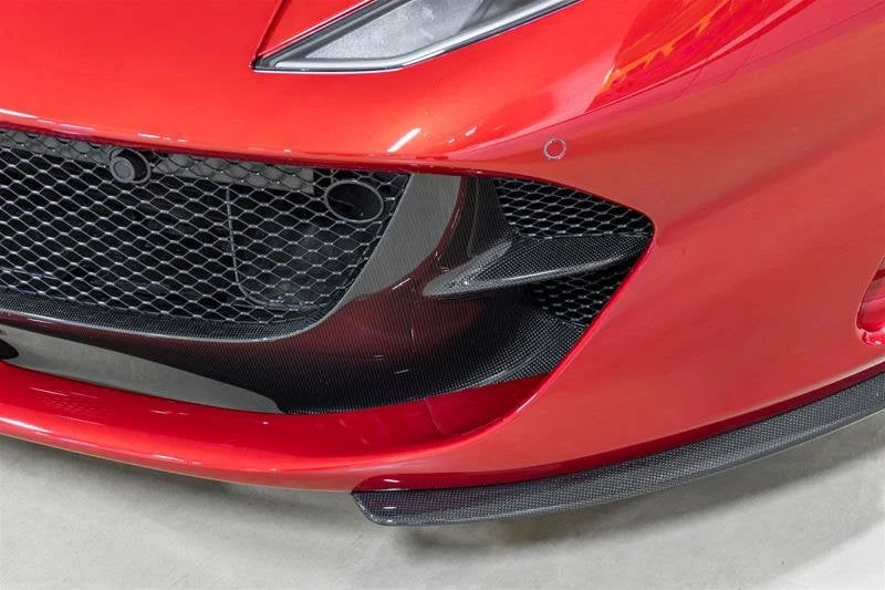 2022 Ferrari 812 GTS, 6/20