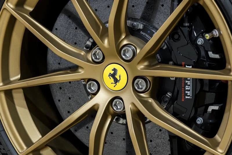 2022 Ferrari 812 GTS, 16/20