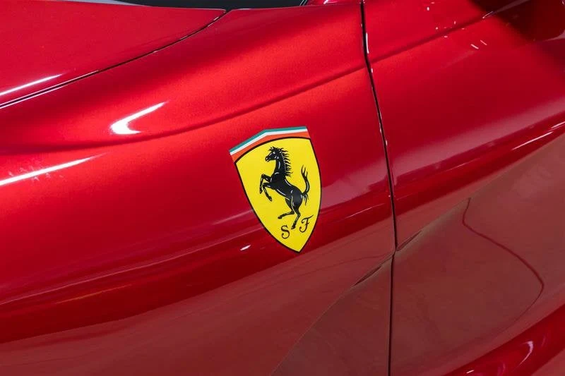 2022 Ferrari 812 GTS, 19/20