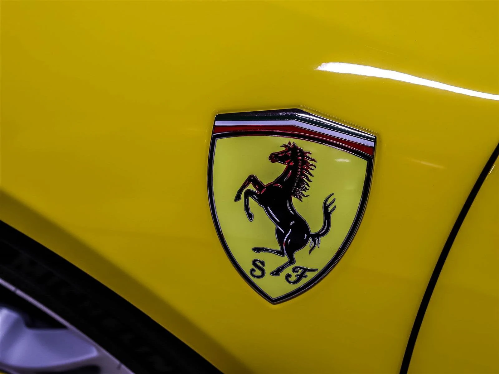 2022 Ferrari SF90 Spider, 17/20