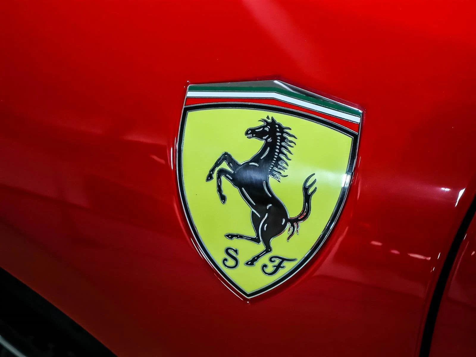 2023 Ferrari 296 GTB, 16/20