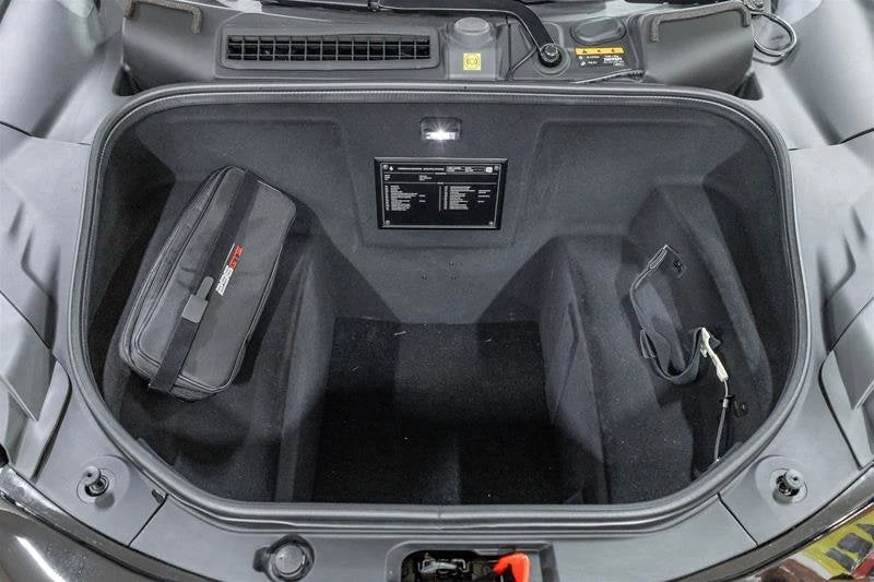 2024 Ferrari 296 GTS, 6/20