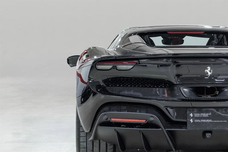 2024 Ferrari 296 GTS, 20/20