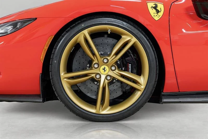 2024 Ferrari 296 GTS, 17/20