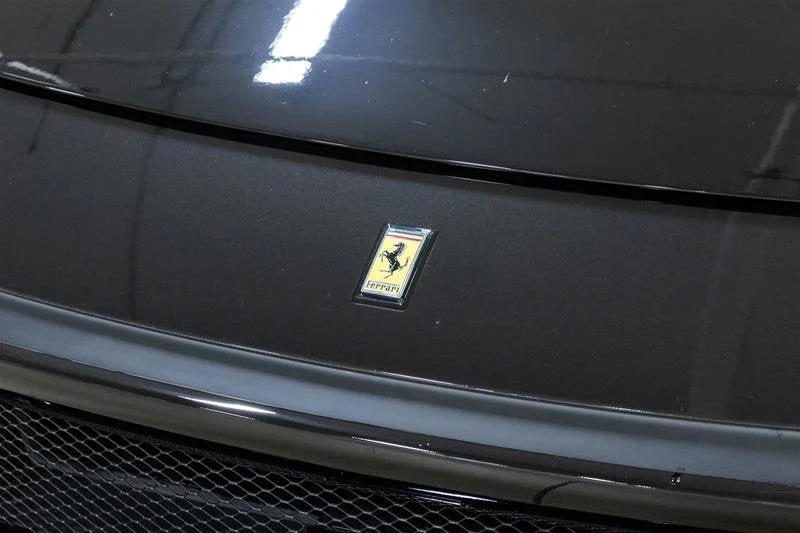 2025 Ferrari 12Cilindri, 4/20