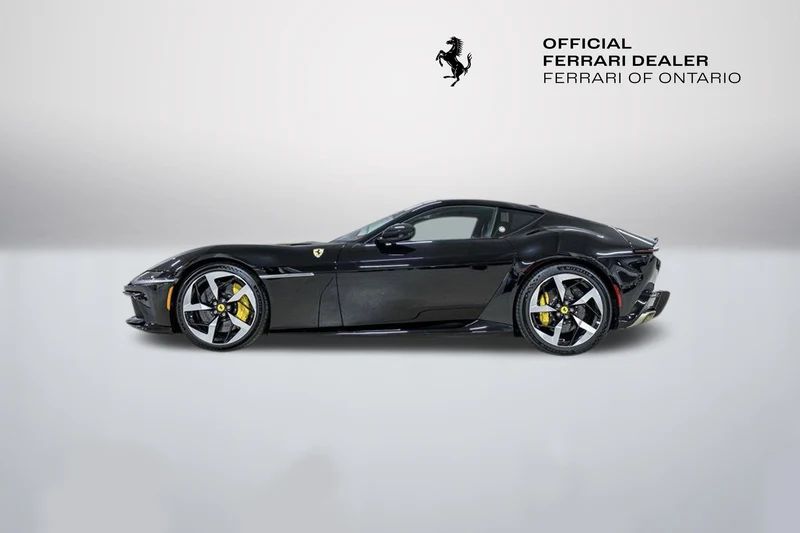 2025 Ferrari 12Cilindri, 7/20