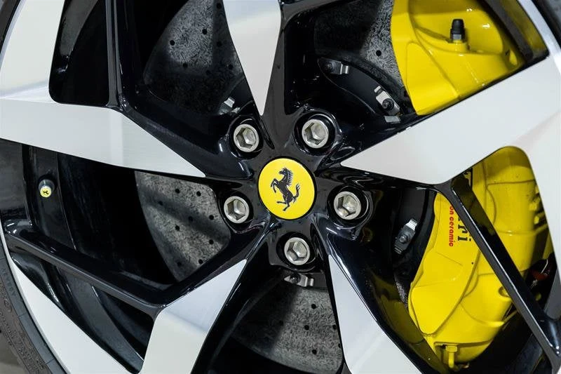 2025 Ferrari 12Cilindri, 9/20