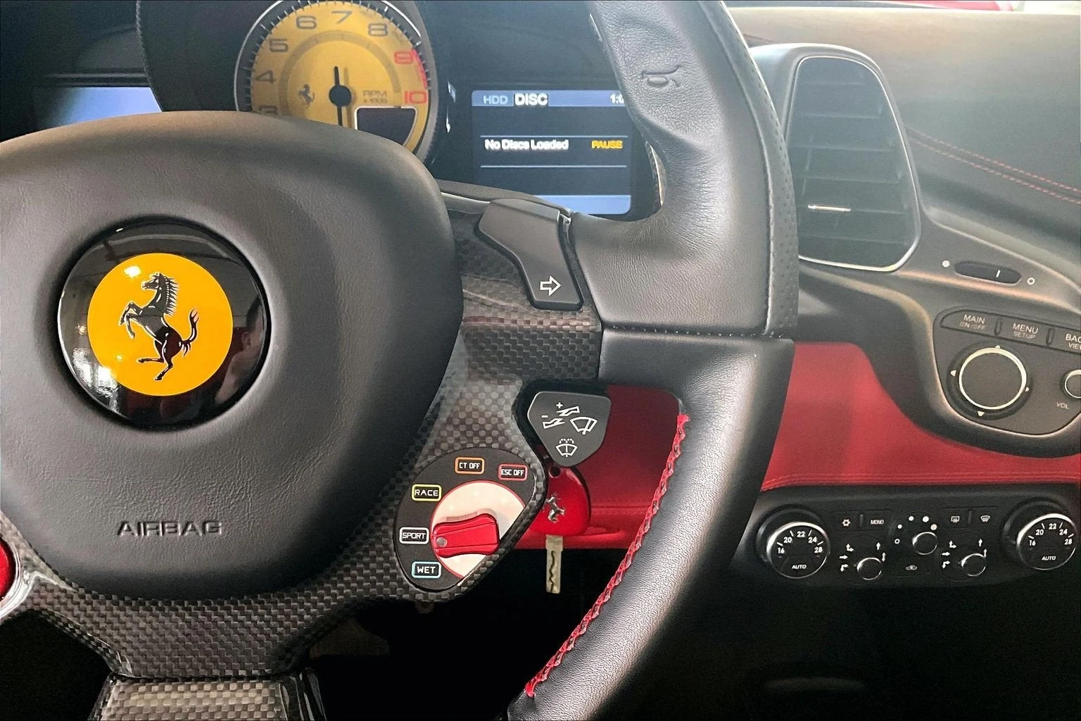 2014 Ferrari 458 Spider, 10/20