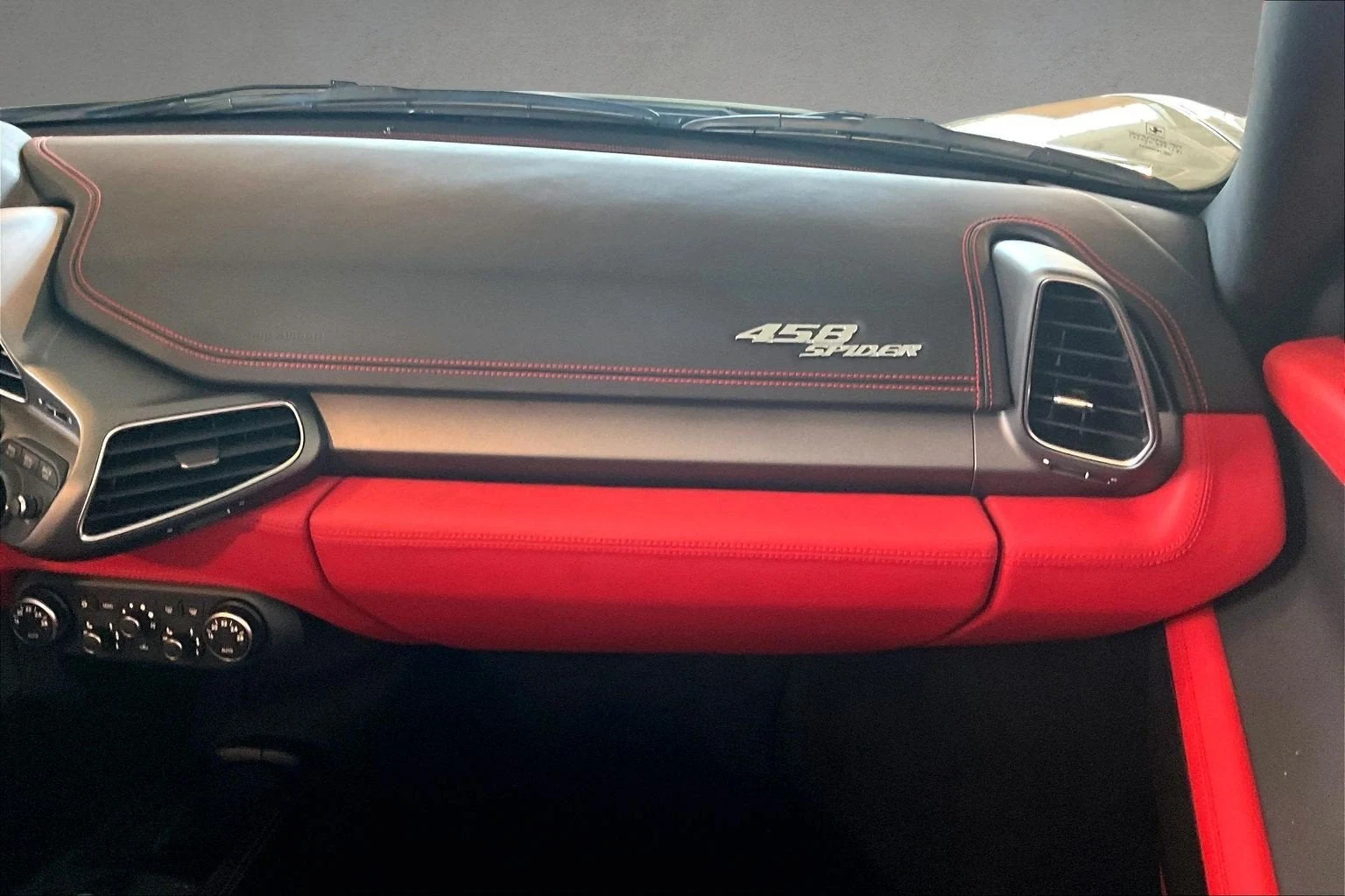 2014 Ferrari 458 Spider, 17/20