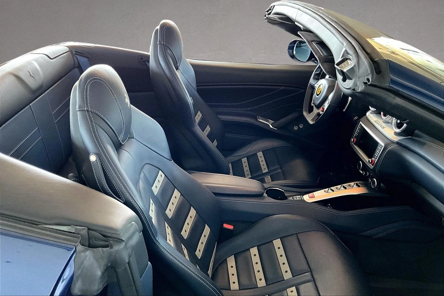 2016 Ferrari California T, 18/20