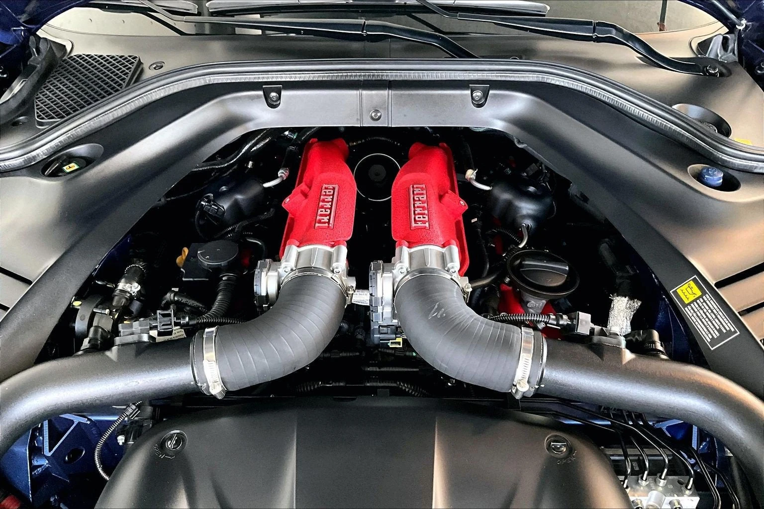 2016 Ferrari California T, 19/20