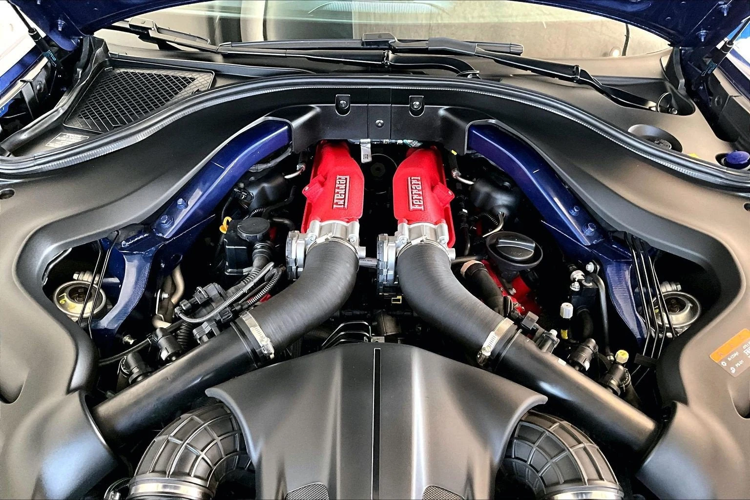2021 Ferrari Roma Coupé, 19/20