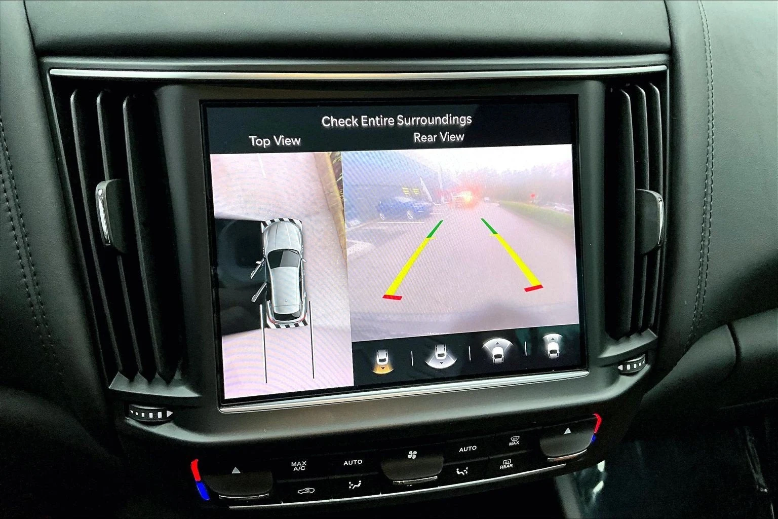 2021 Maserati Levante GranLusso, 14/20