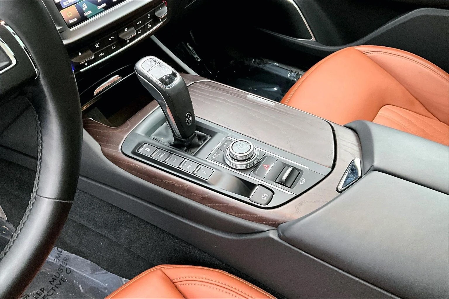2021 Maserati Levante GranLusso, 17/20