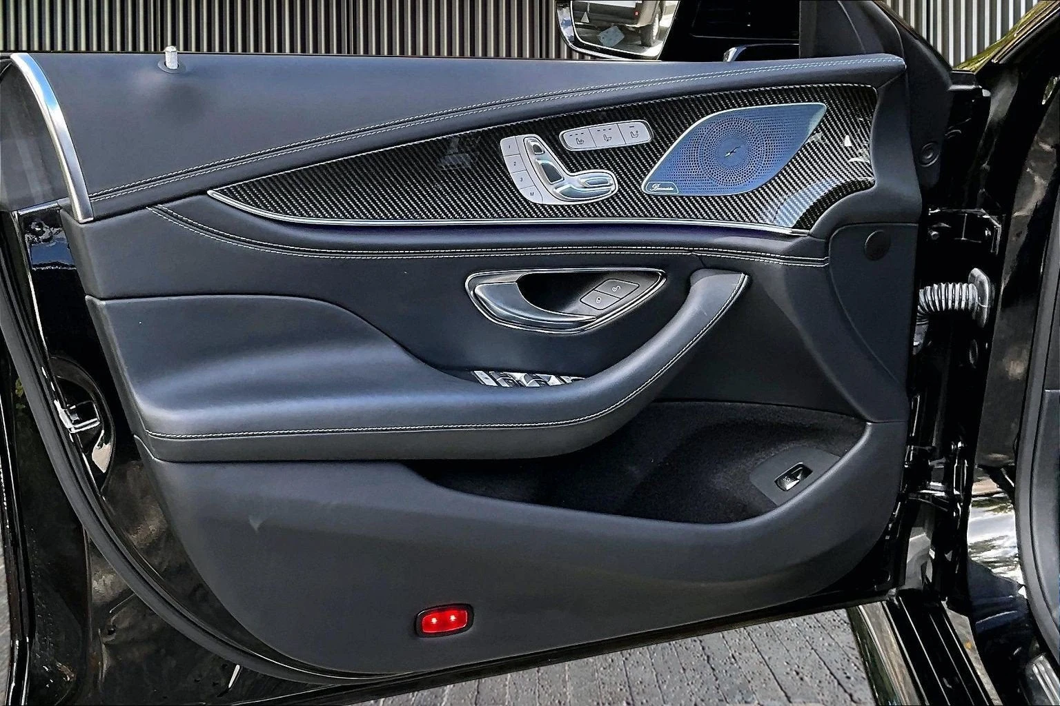 2021 Mercedes-AMG GT 63 S 4-Door Coupé, 19/20