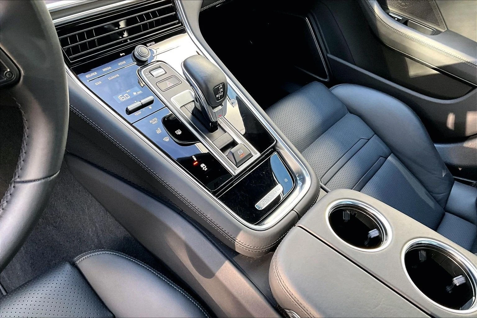 2021 Porsche Panamera GTS (971), 16/20