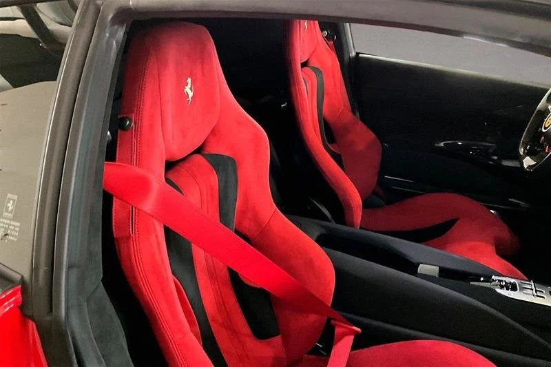 2022 Ferrari 812 Competizione, 20/20
