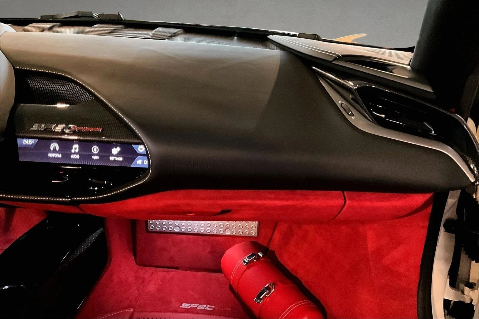 2023 Ferrari SF90 Spider, 18/20