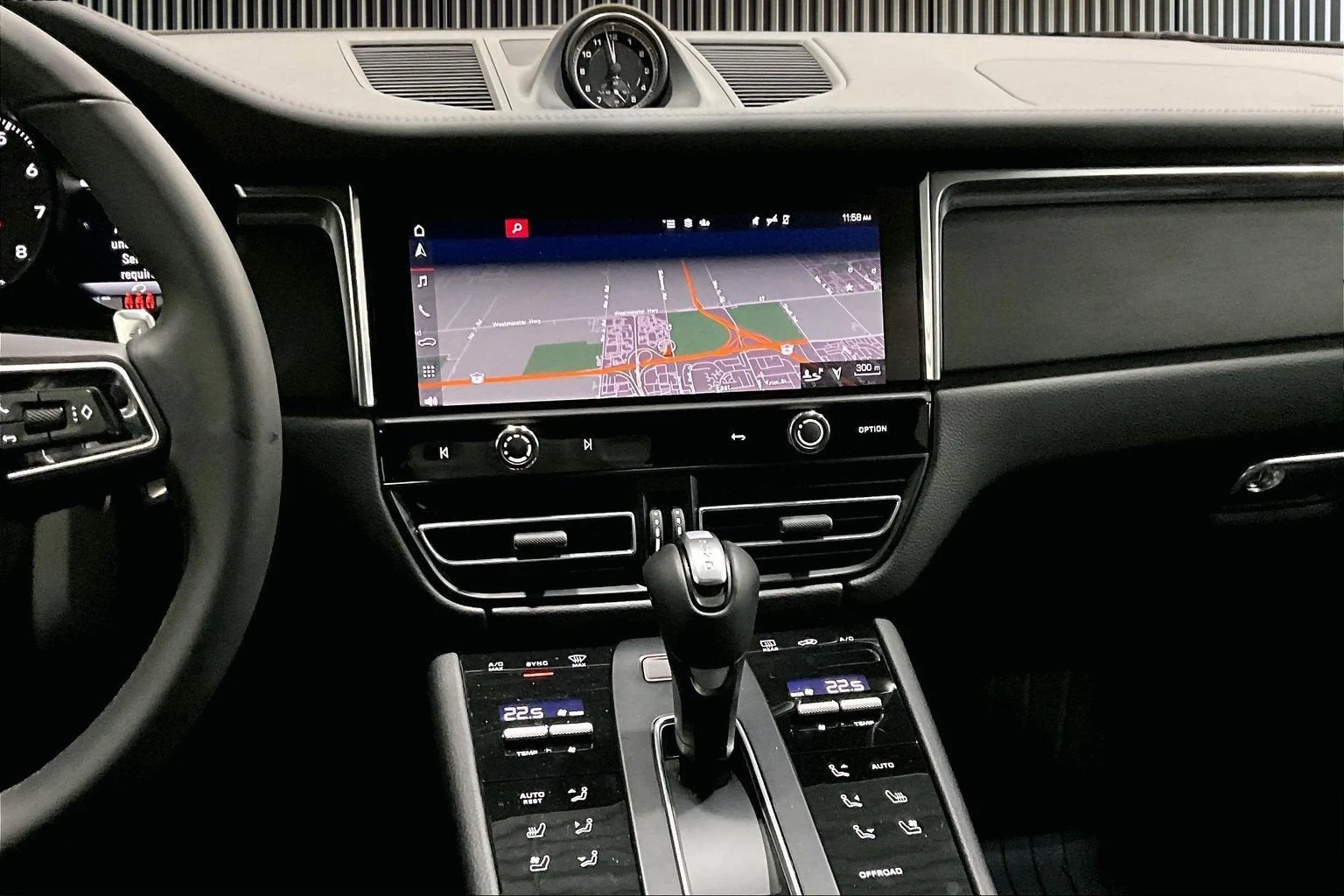 2025 Porsche Macan (95B), 9/20