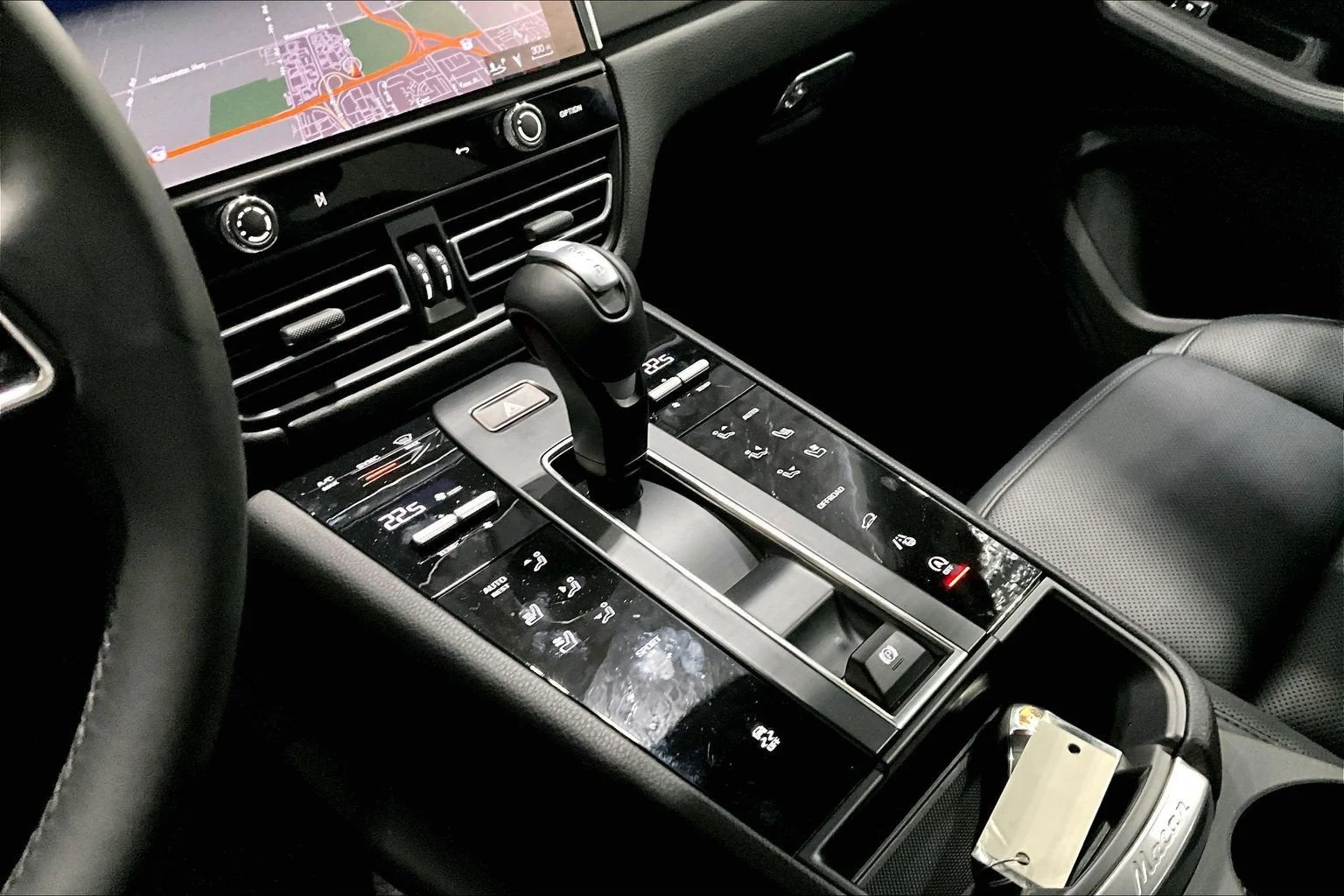 2025 Porsche Macan (95B), 15/20
