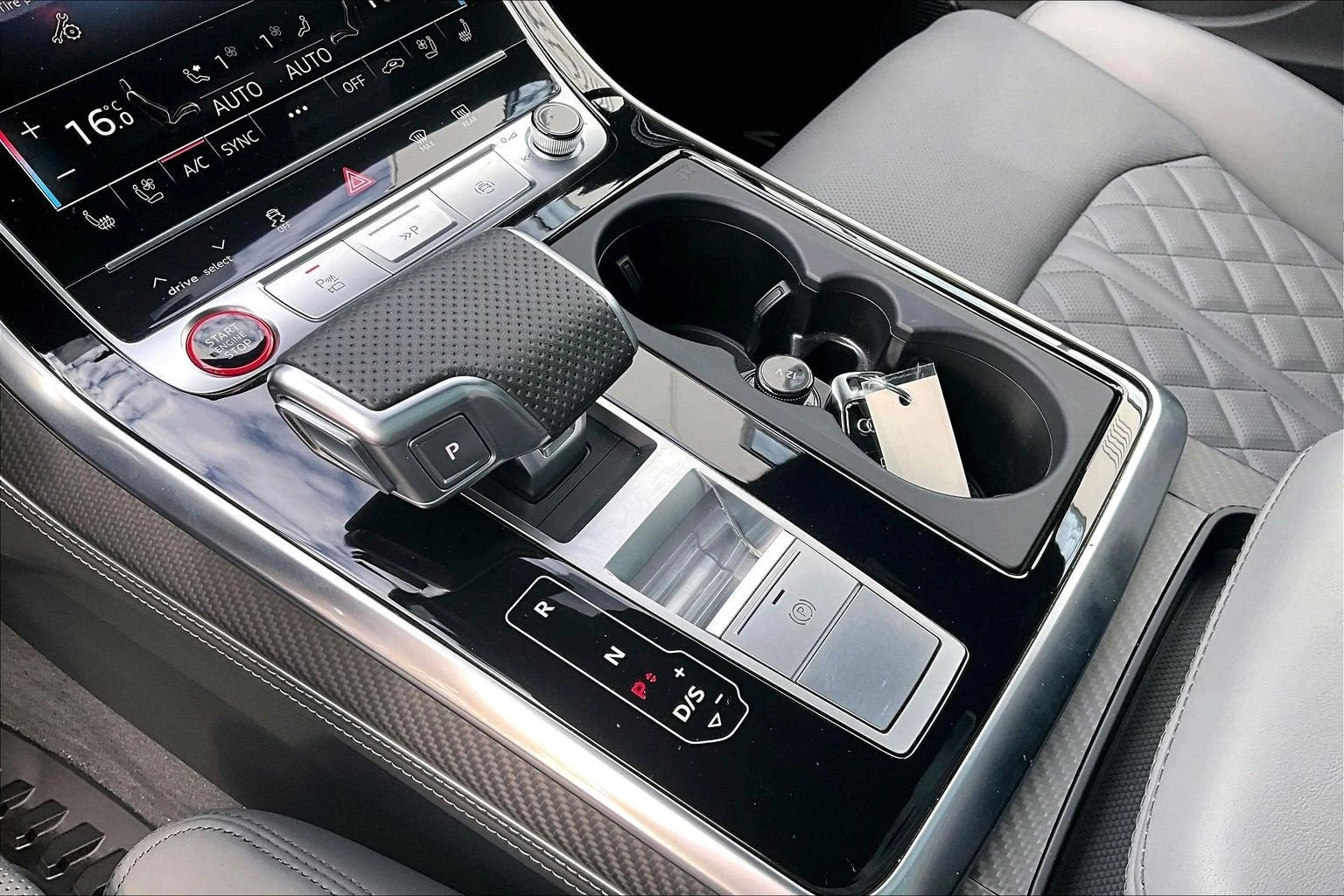 2026 Audi SQ7 (4M), 18/20