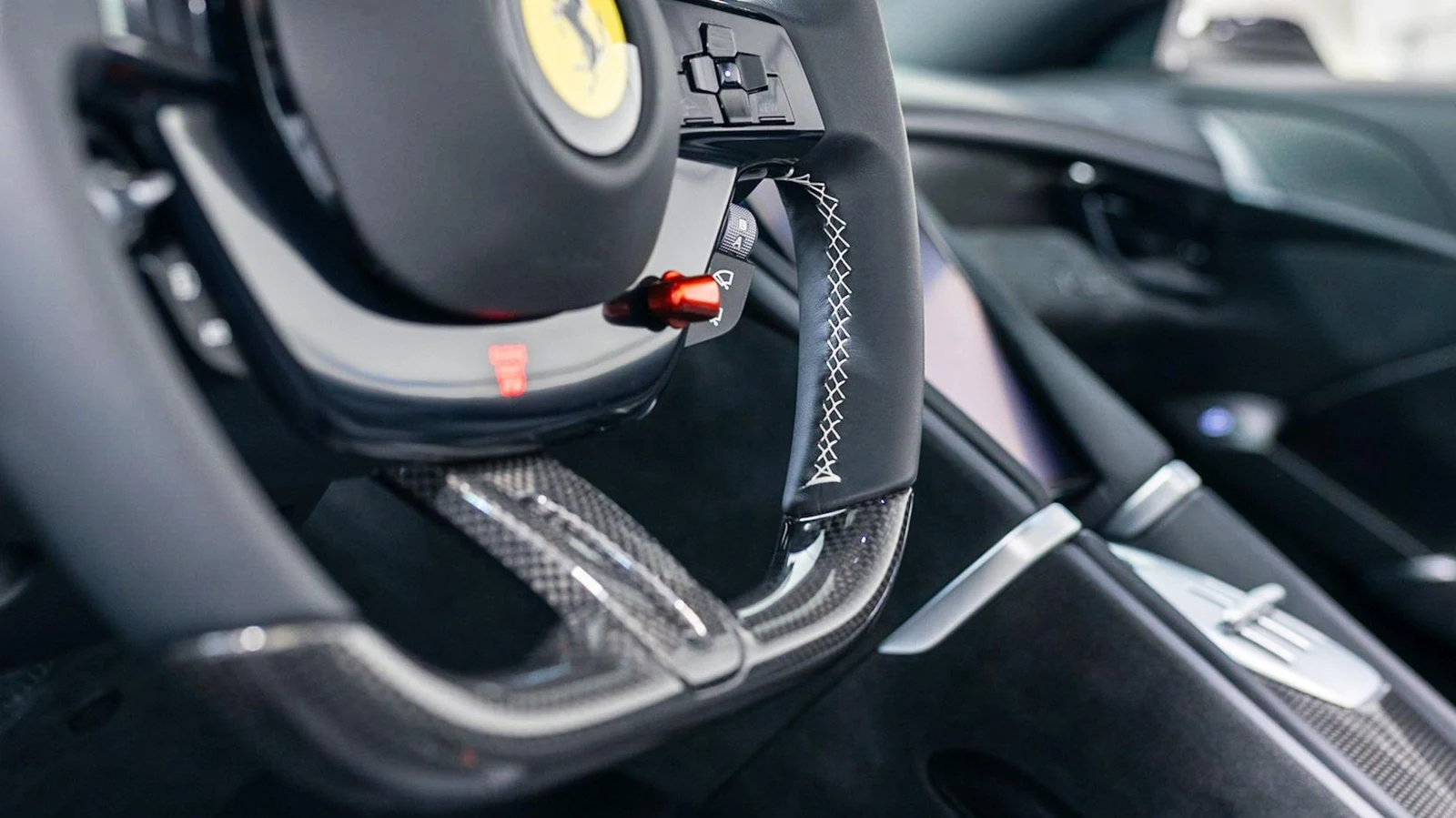 2026 Ferrari Roma Spider, 6/16