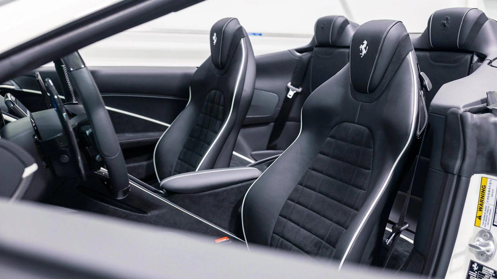2026 Ferrari Roma Spider, 5/16