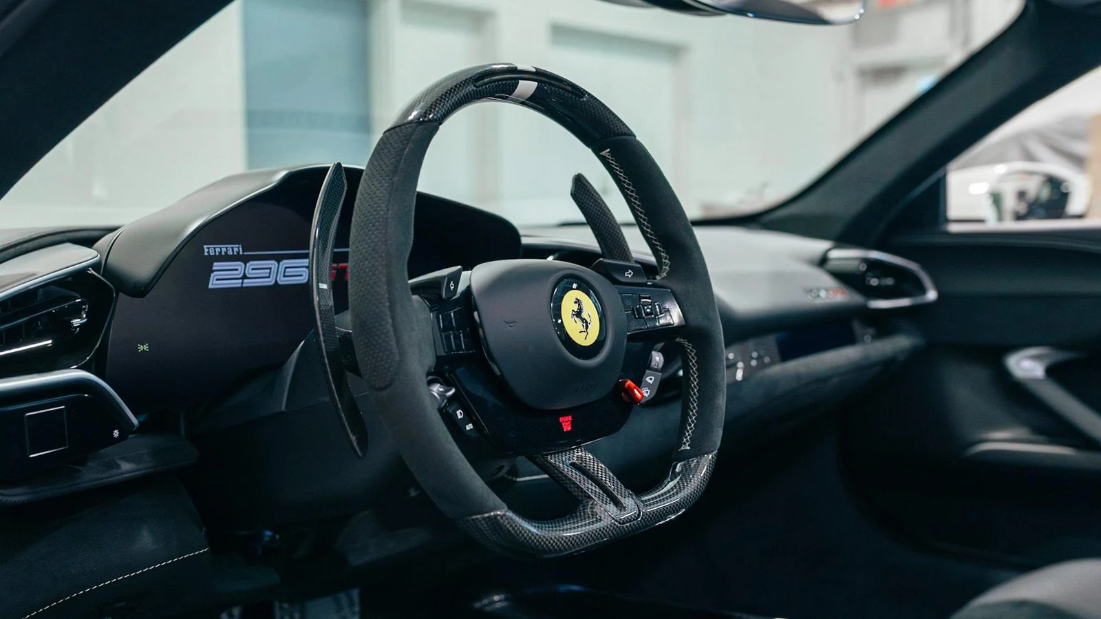 2026 Ferrari 296 GTS, 7/16