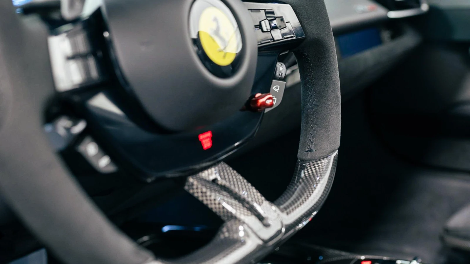 2026 Ferrari 296 GTS, 6/16
