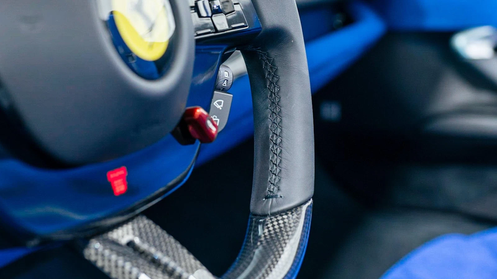 2026 Ferrari 296 GTS, 6/16