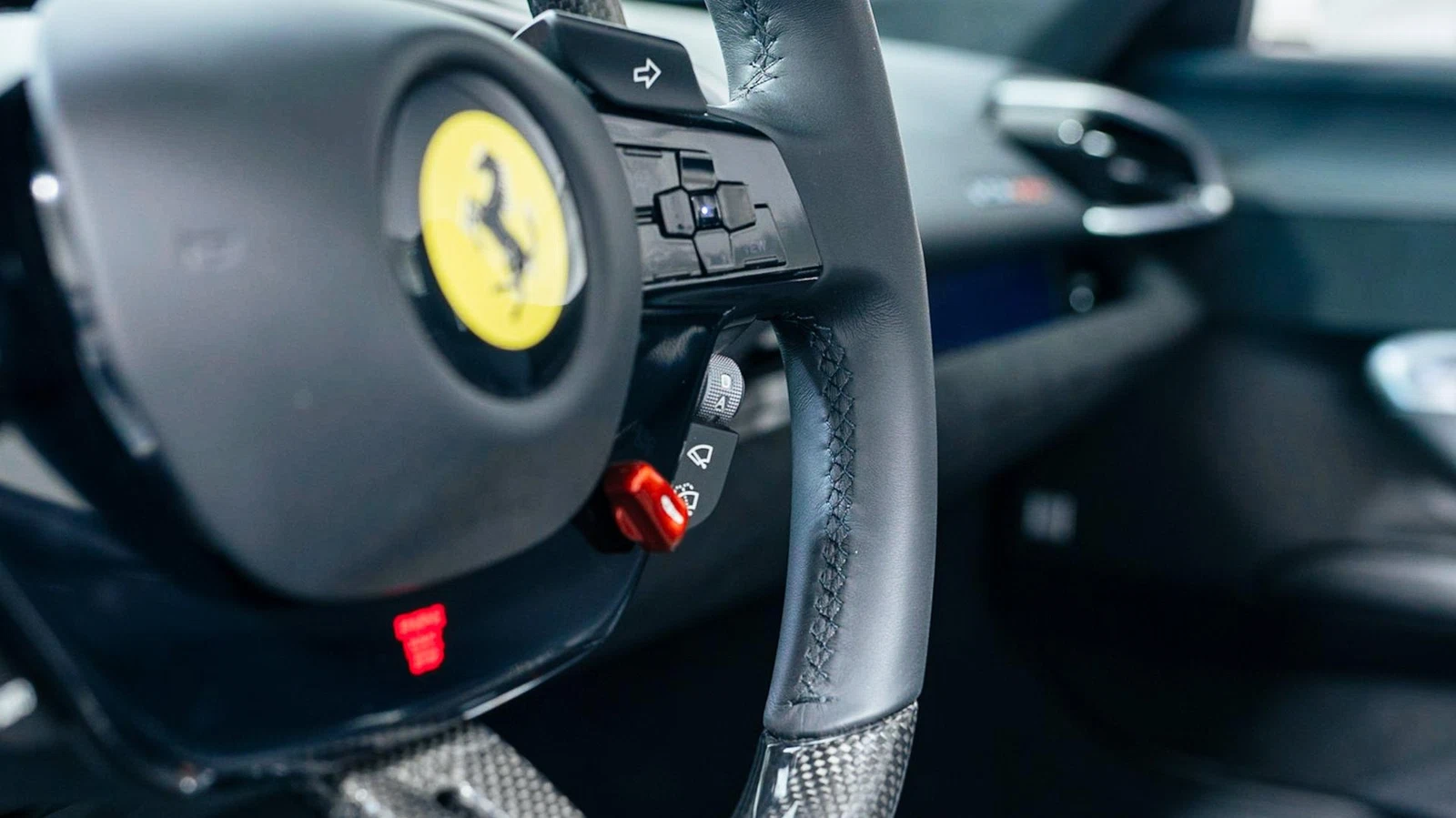2026 Ferrari 296 GTS, 6/16