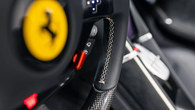 2025 Ferrari Roma Spider, 6/17