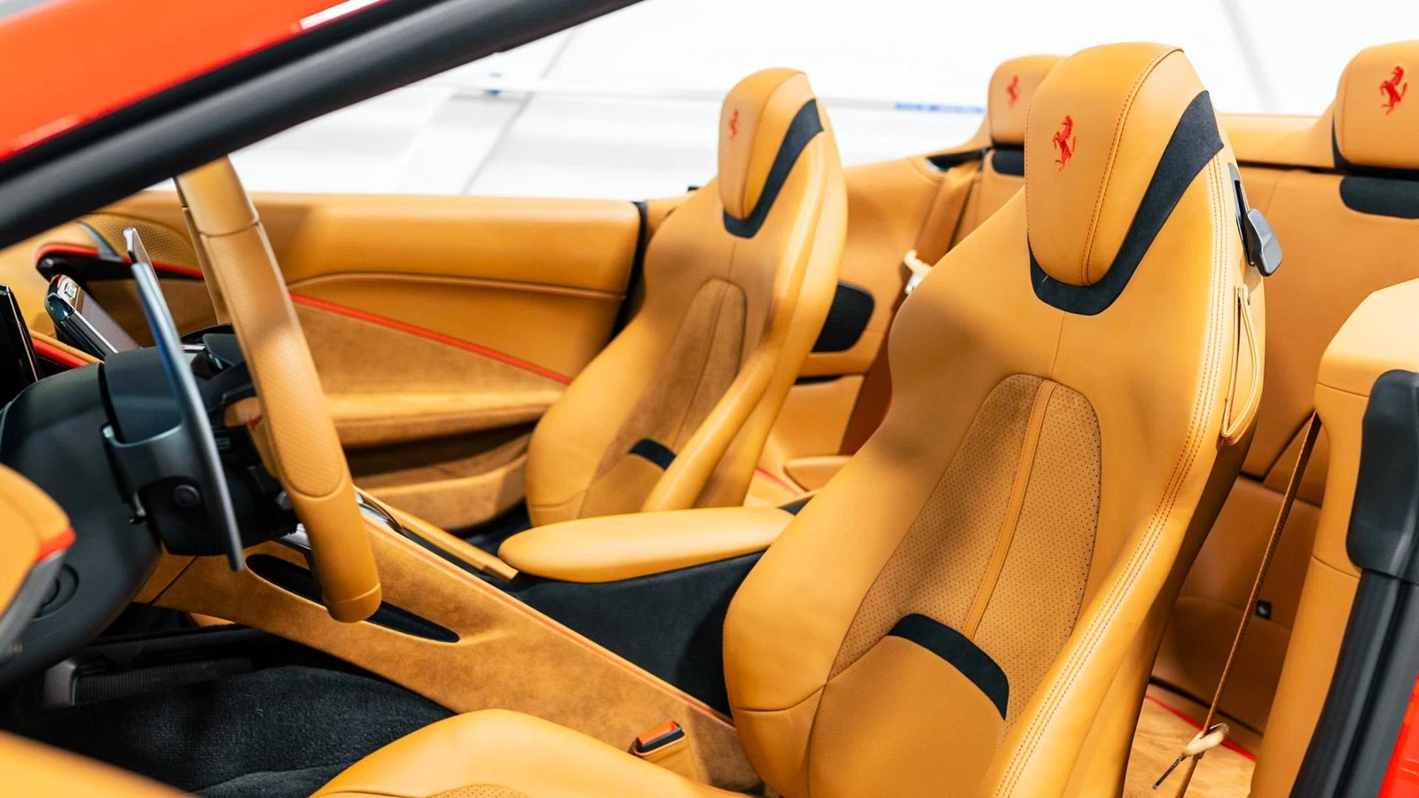 2025 Ferrari Roma Spider, 5/16