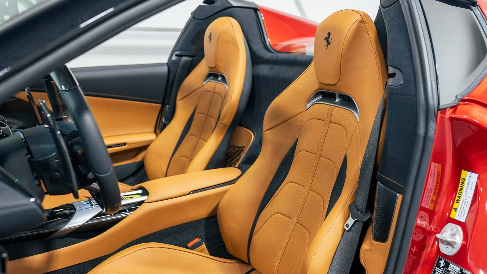 2025 Ferrari 12Cilindri Spider, 5/16