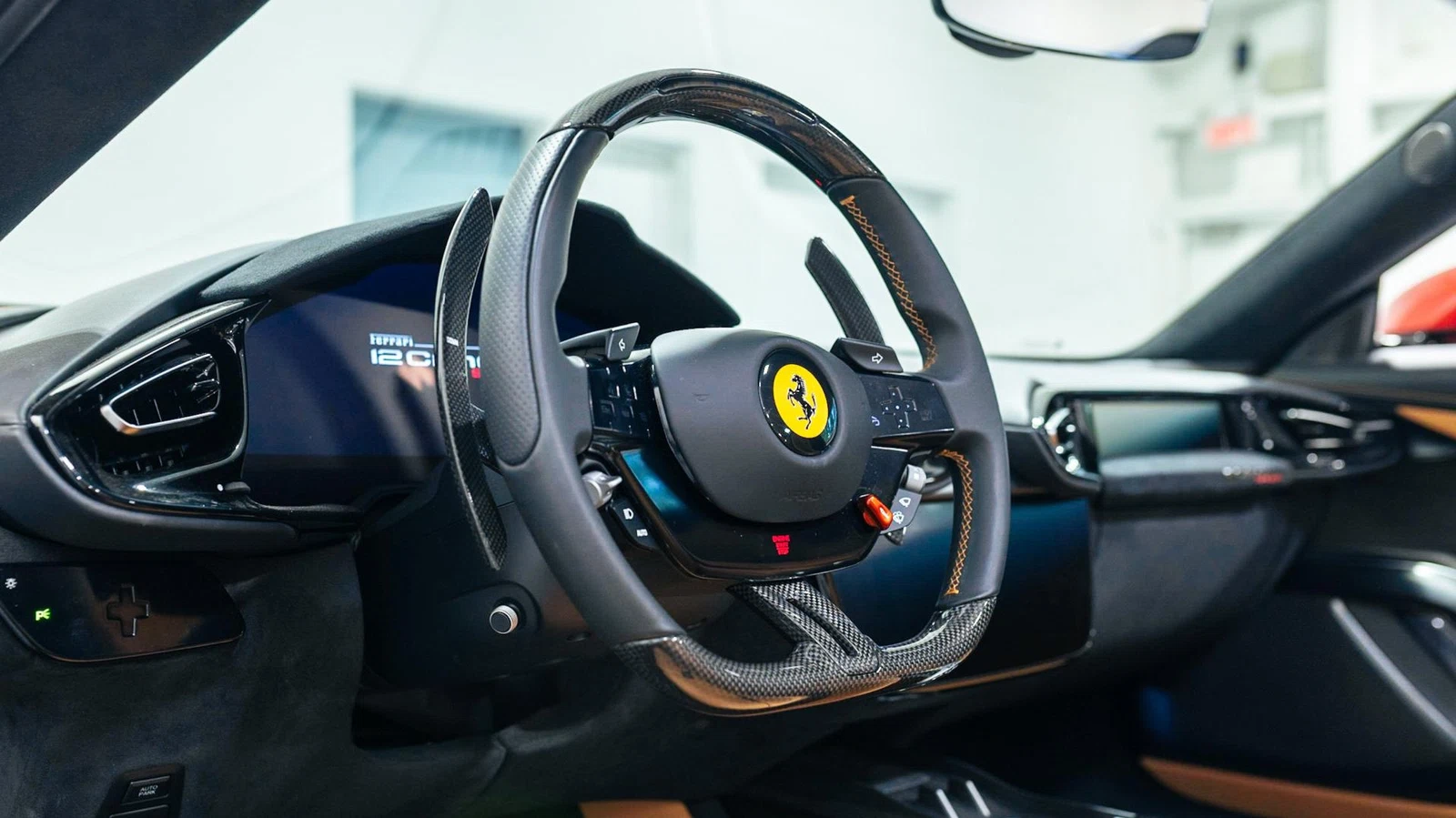 2025 Ferrari 12Cilindri Spider, 6/16
