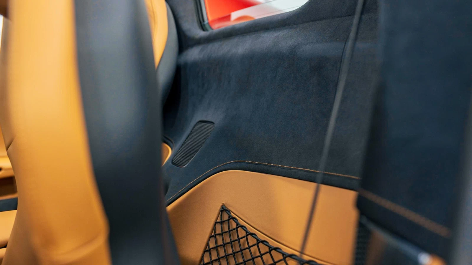 2025 Ferrari 12Cilindri Spider, 10/16