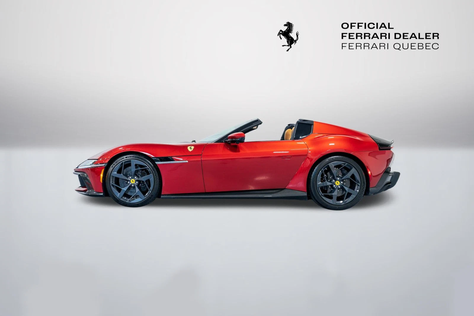 2025 Ferrari 12Cilindri Spider, 14/16