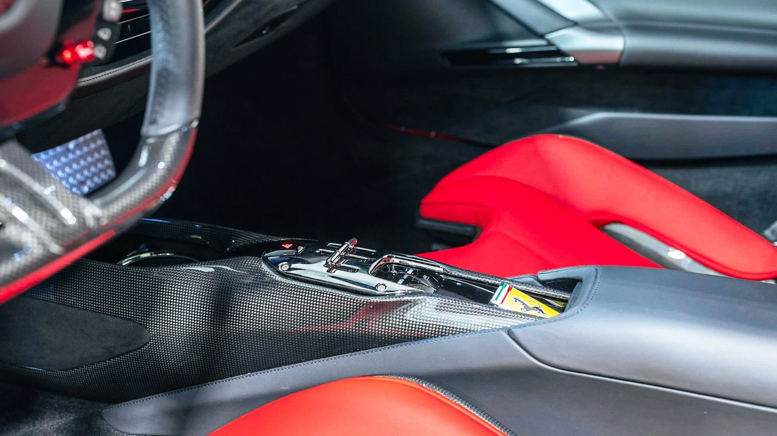 2024 Ferrari SF90 Stradale, 7/15