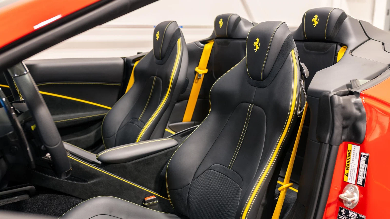 2024 Ferrari Roma Spider, 5/16