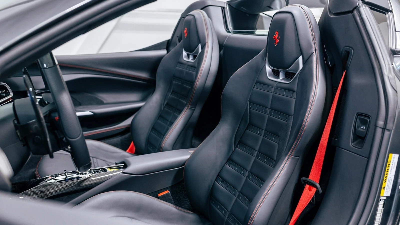 2024 Ferrari 296 GTS, 5/16