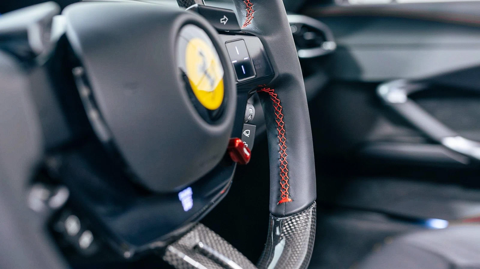 2024 Ferrari 296 GTS, 6/16