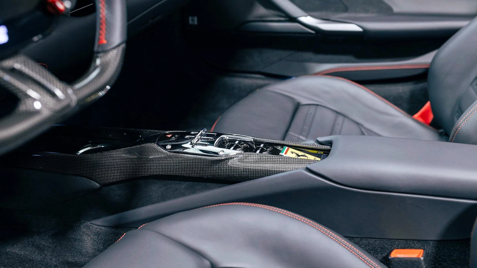 2024 Ferrari 296 GTS, 8/16